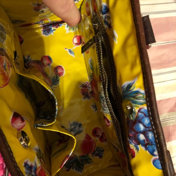 Consuela purse set. - Picture 2 of 6